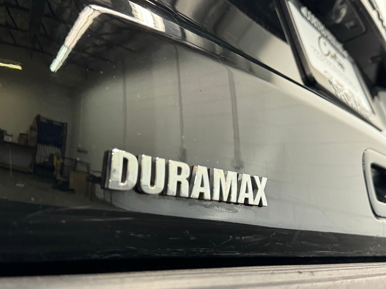 Used 2023 Chevrolet Suburban RST image 7