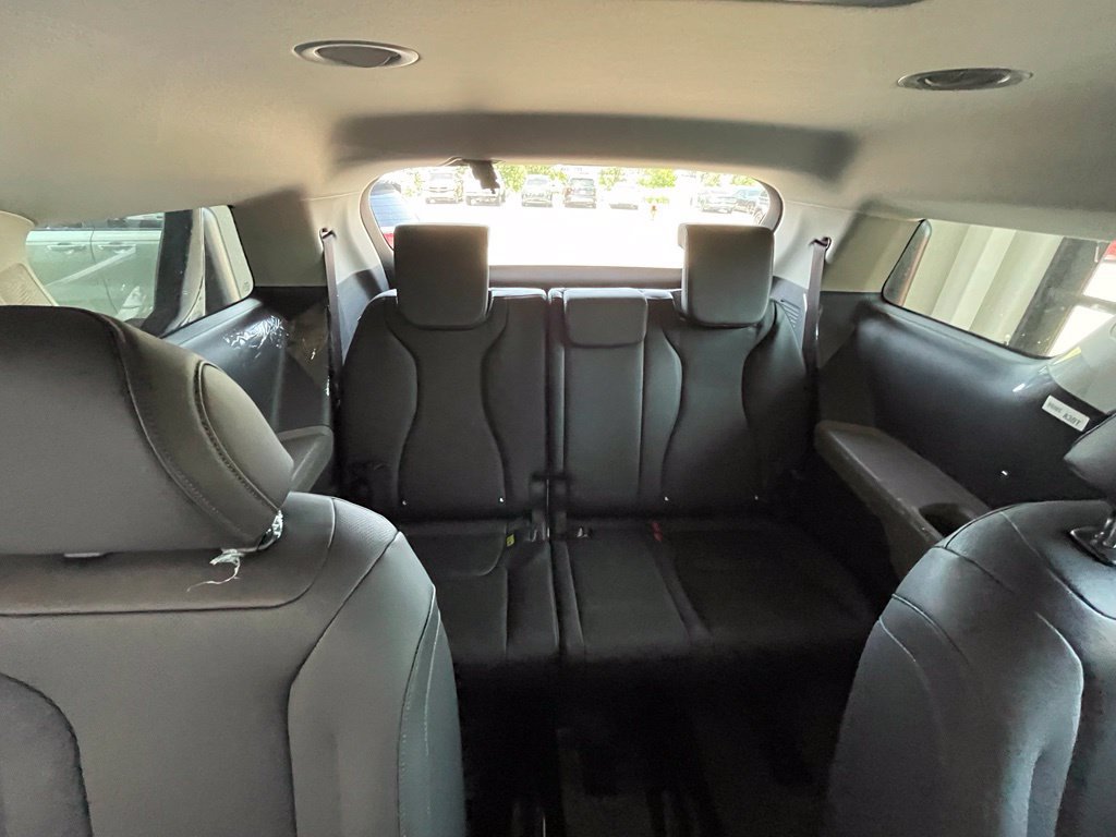 New 2026 Kia Carnival FWD image 27