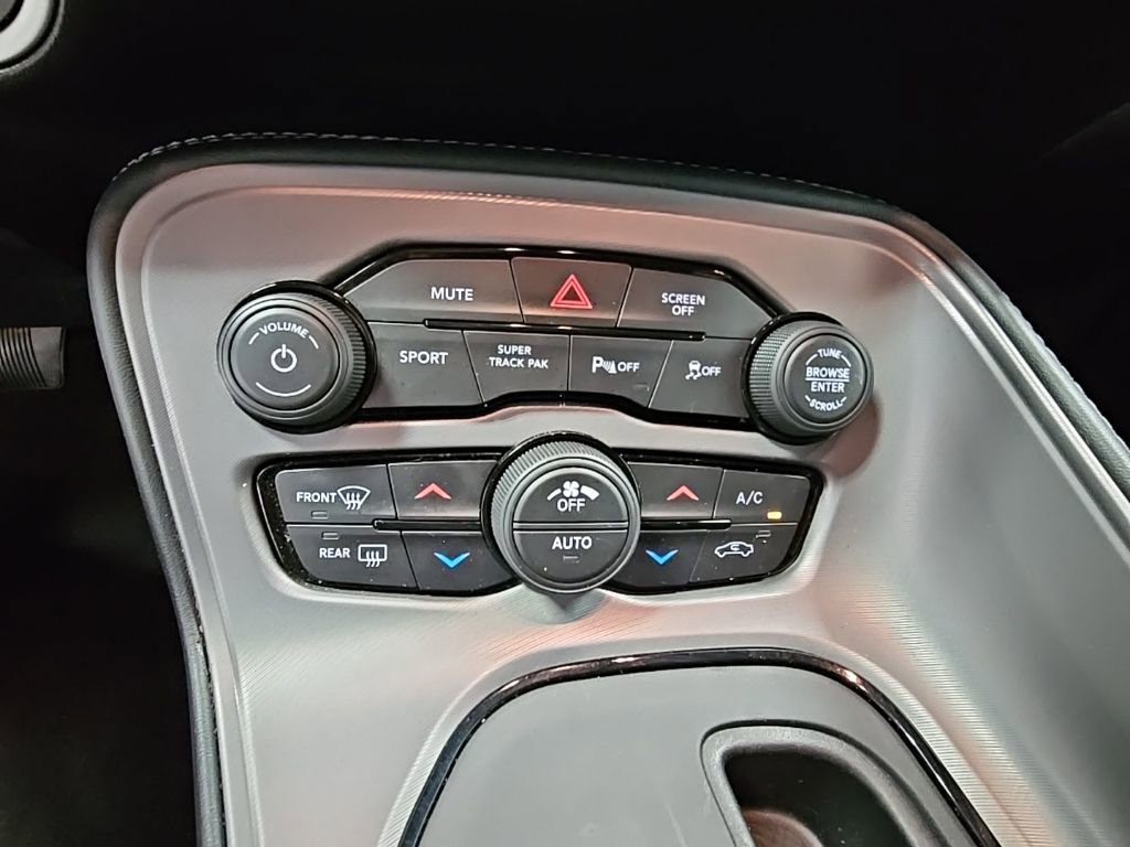 Used 2023 Dodge Challenger GT w/ Plus Package image 21