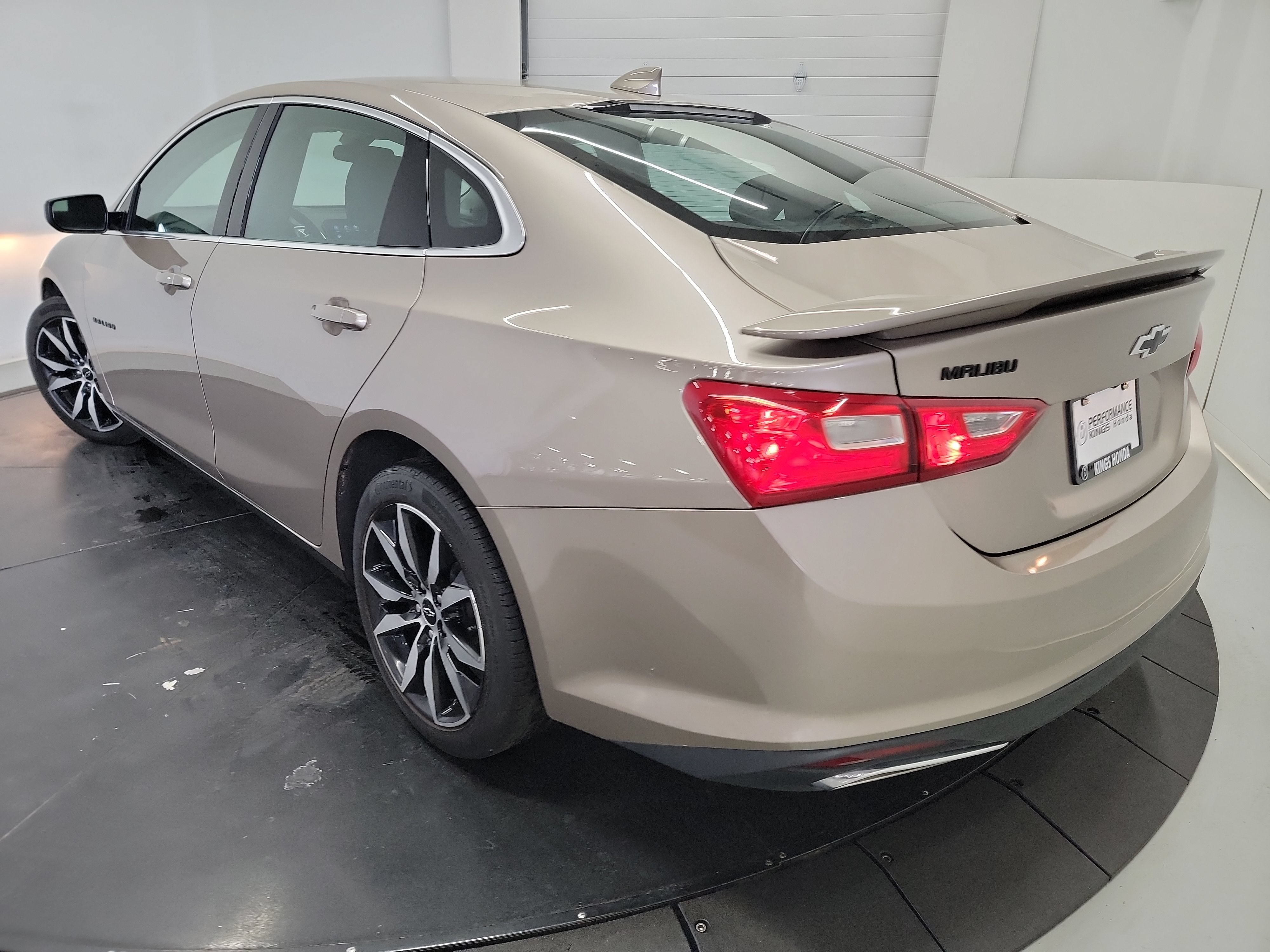 Used 2022 Chevrolet Malibu RS FWD image 6