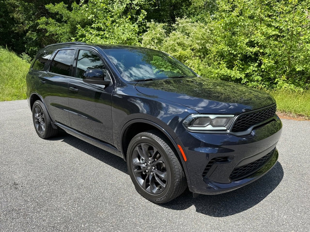 Used 2025 Dodge Durango GT w/ Blacktop Package AWD/4WD image 4
