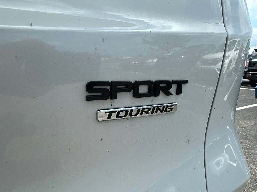 Used 2024 Honda CR-V Sport Touring image 4