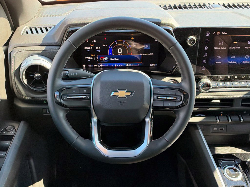 Used 2026 Chevrolet Colorado LT AWD/4WD image 39