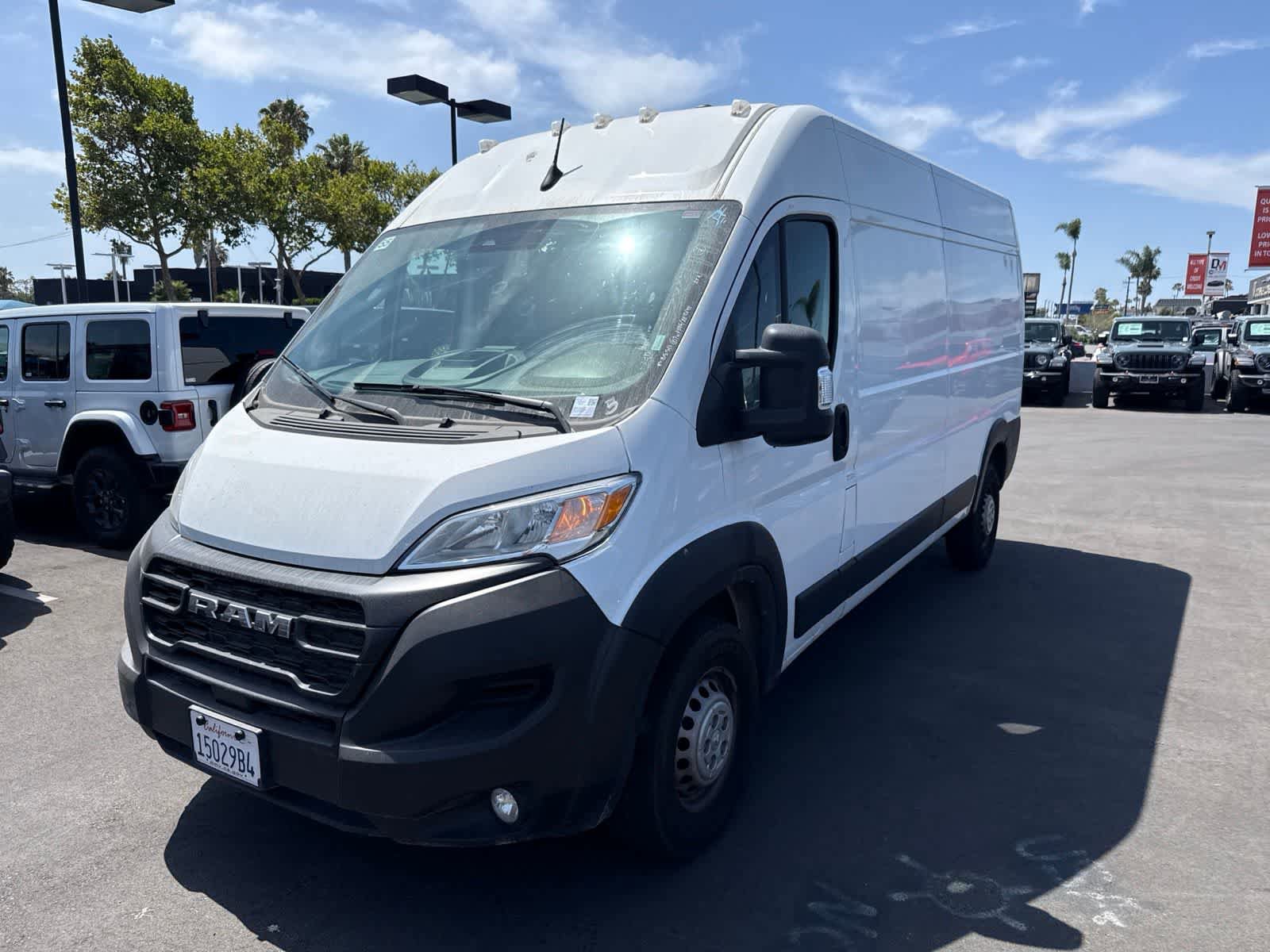 Used 2024 RAM ProMaster 2500 w/ Convenience Group FWD image 1
