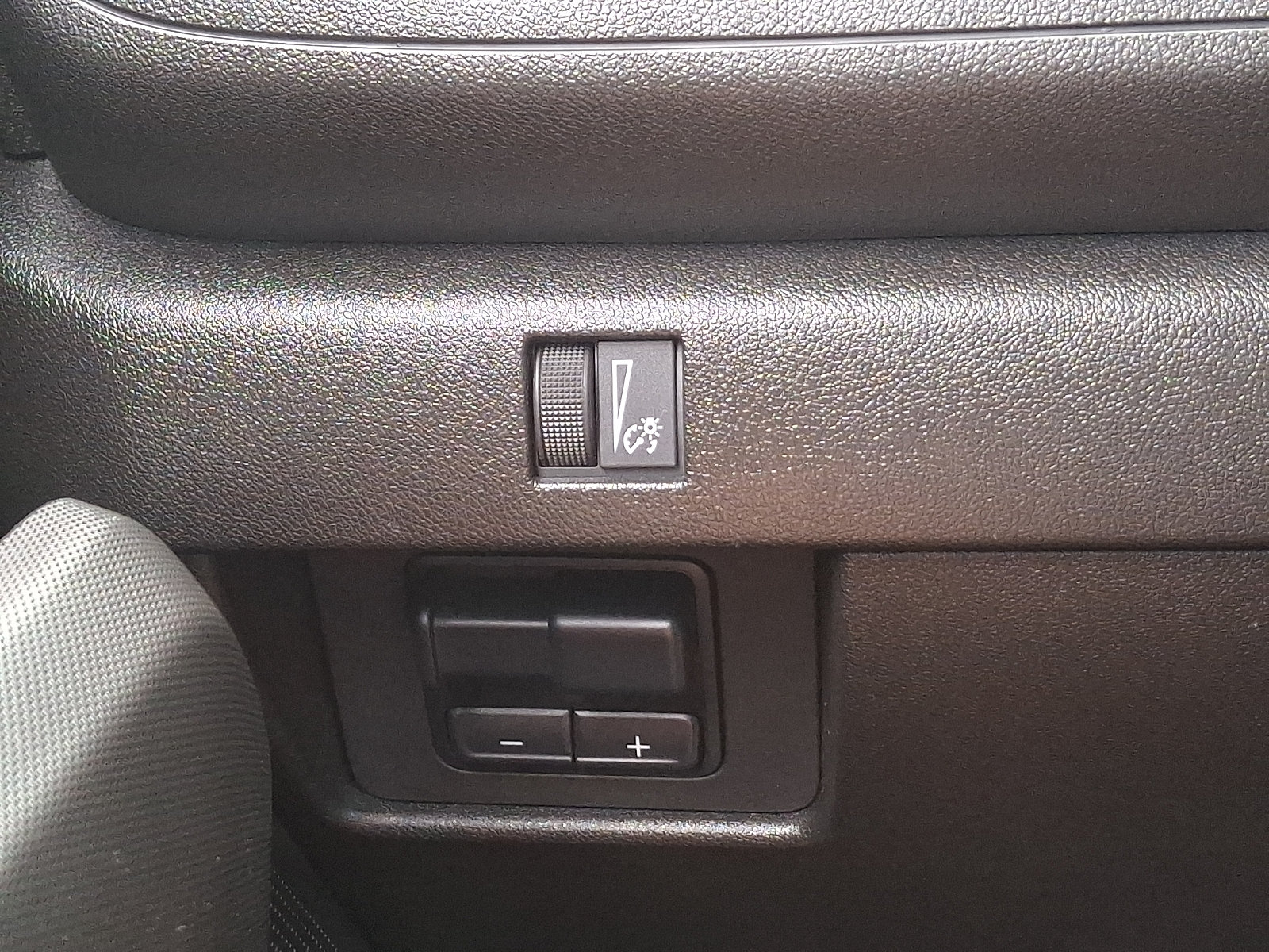 Used 2024 Chevrolet Colorado Trail Boss w/ Advanced Trailering Package AWD/4WD image 24