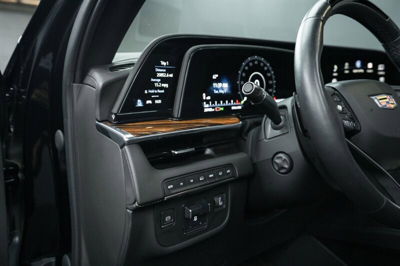 Used 2023 Cadillac Escalade Premium Luxury w/ Performance Package AWD/4WD image 29