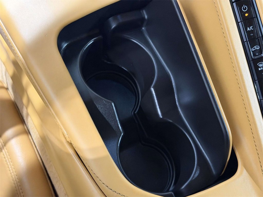 Used 2020 Chevrolet Corvette Stingray Premium Cpe w/ 3LT Preferred Equipment Group image 18