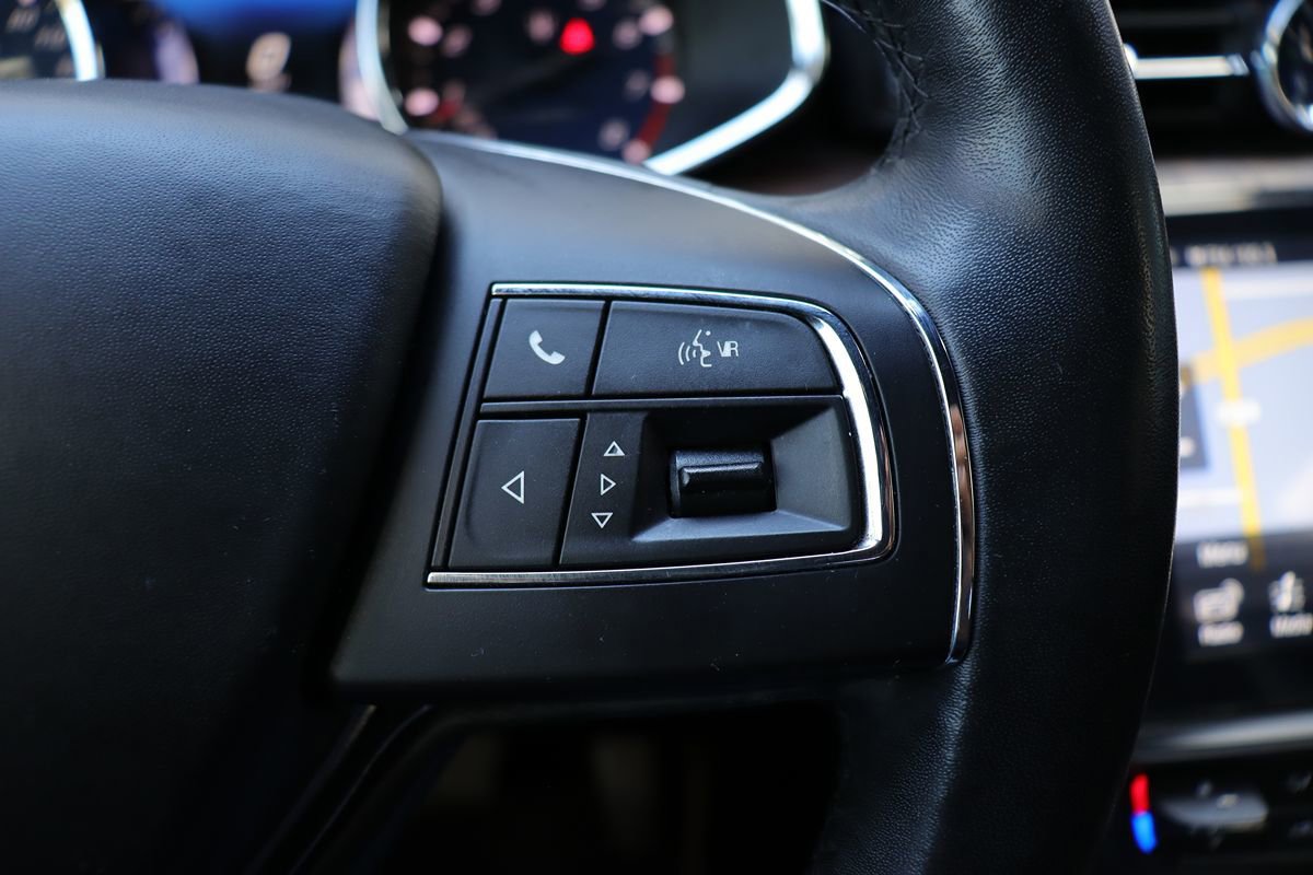 Used 2017 Maserati Quattroporte S image 18