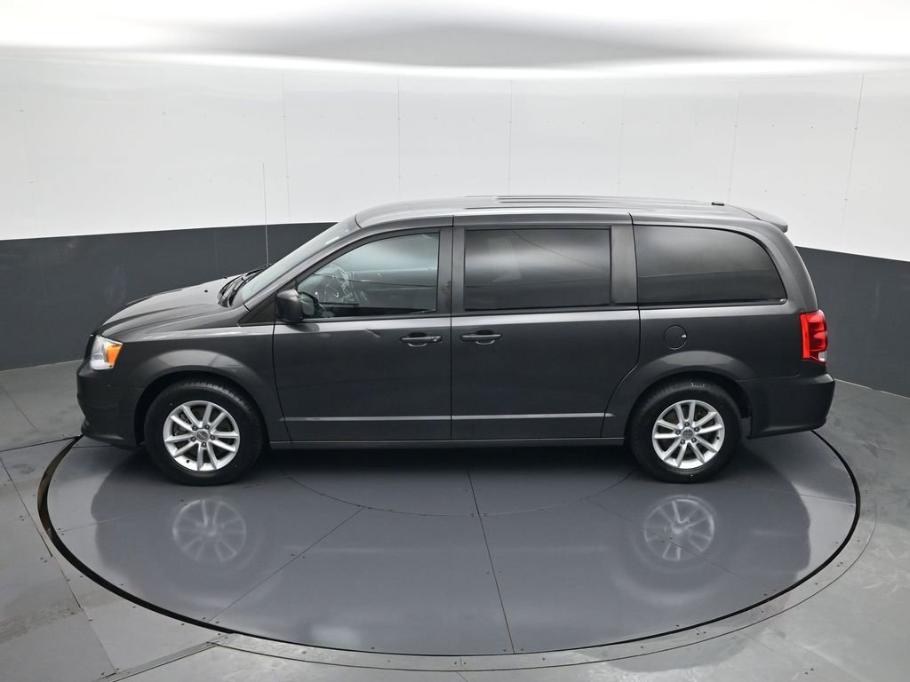 Used 2020 Dodge Grand Caravan SE image 21