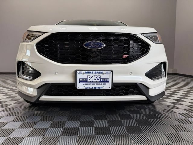 Used 2022 Ford Edge ST w/ Equipment Group 401A AWD/4WD image 3