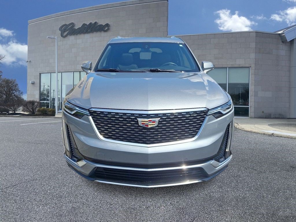 Certified 2024 Cadillac XT6 Luxury w/ LPO, Floor Liner Package AWD/4WD image 2