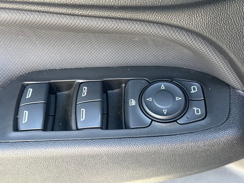 Used 2022 Chevrolet Equinox RS w/ RS Leather Package image 19