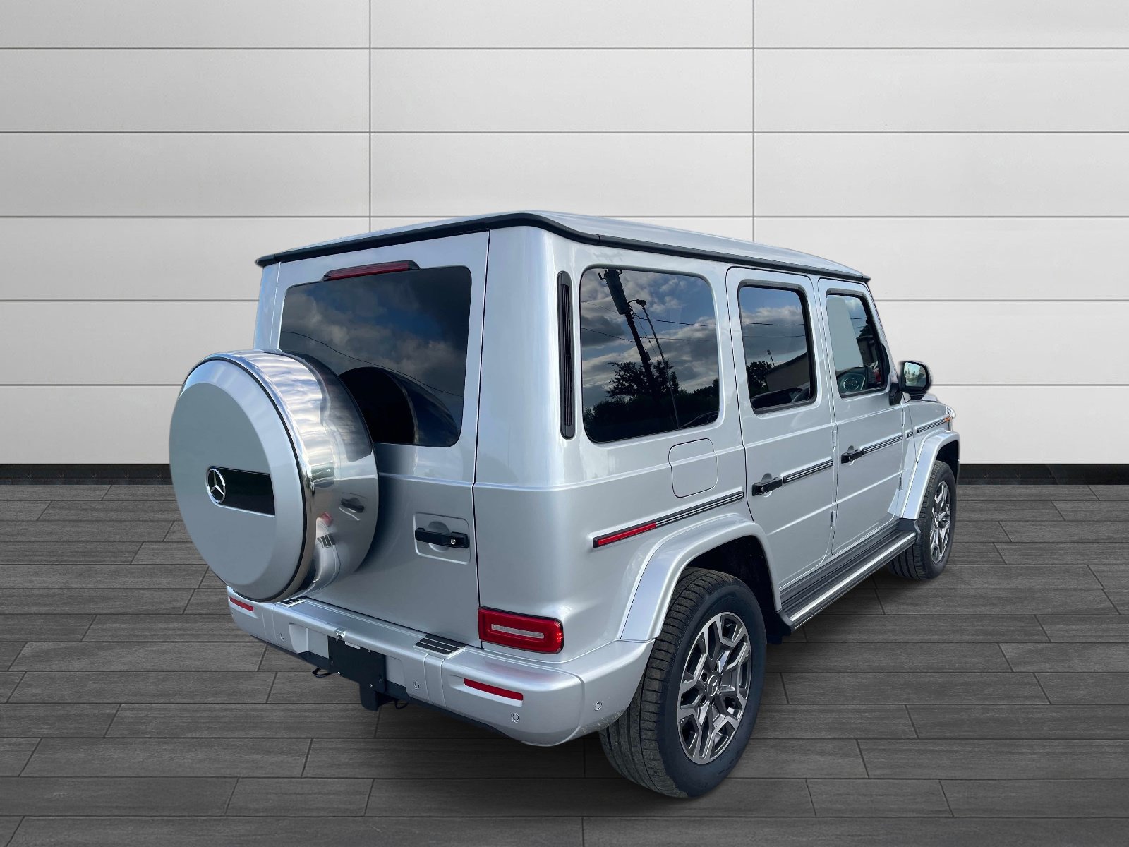 Certified 2025 Mercedes-Benz G 550 image 3