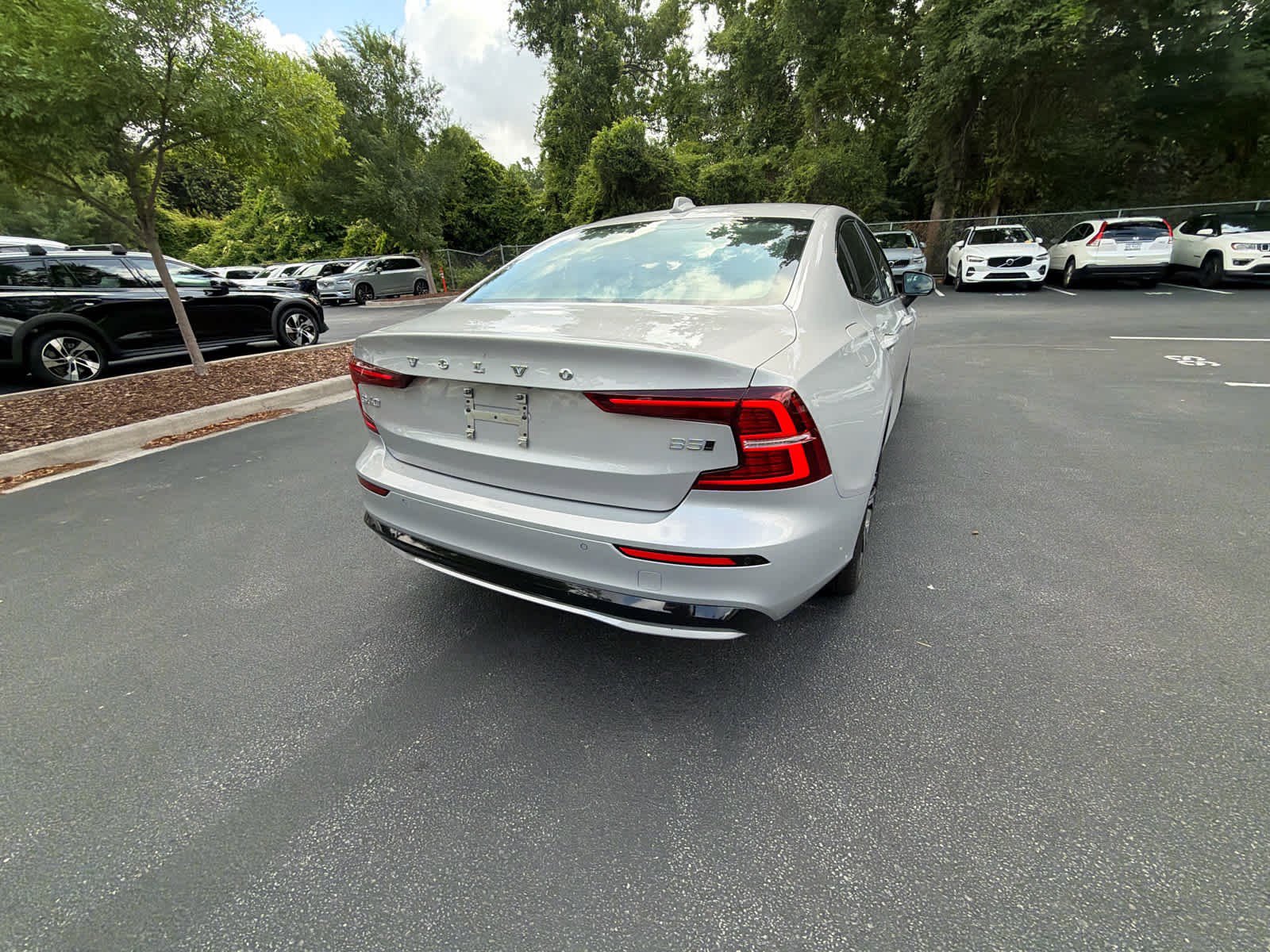 Used 2024 Volvo S60 B5 Core AWD/4WD image 12