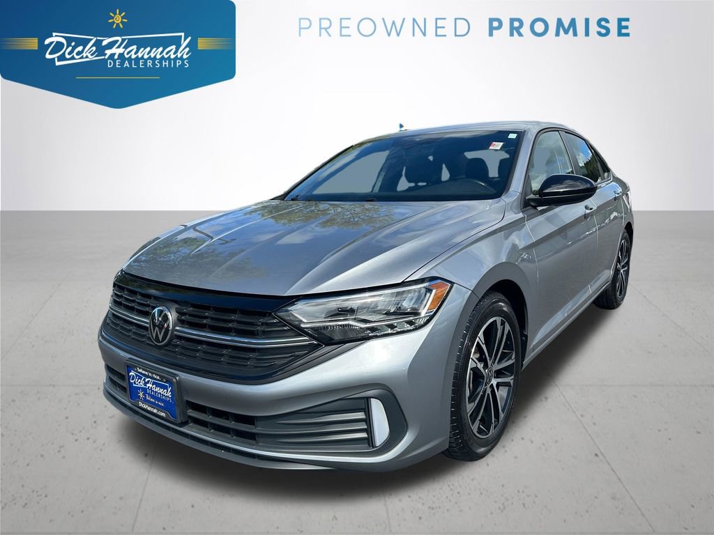 Used 2024 Volkswagen Jetta Sport FWD image 1