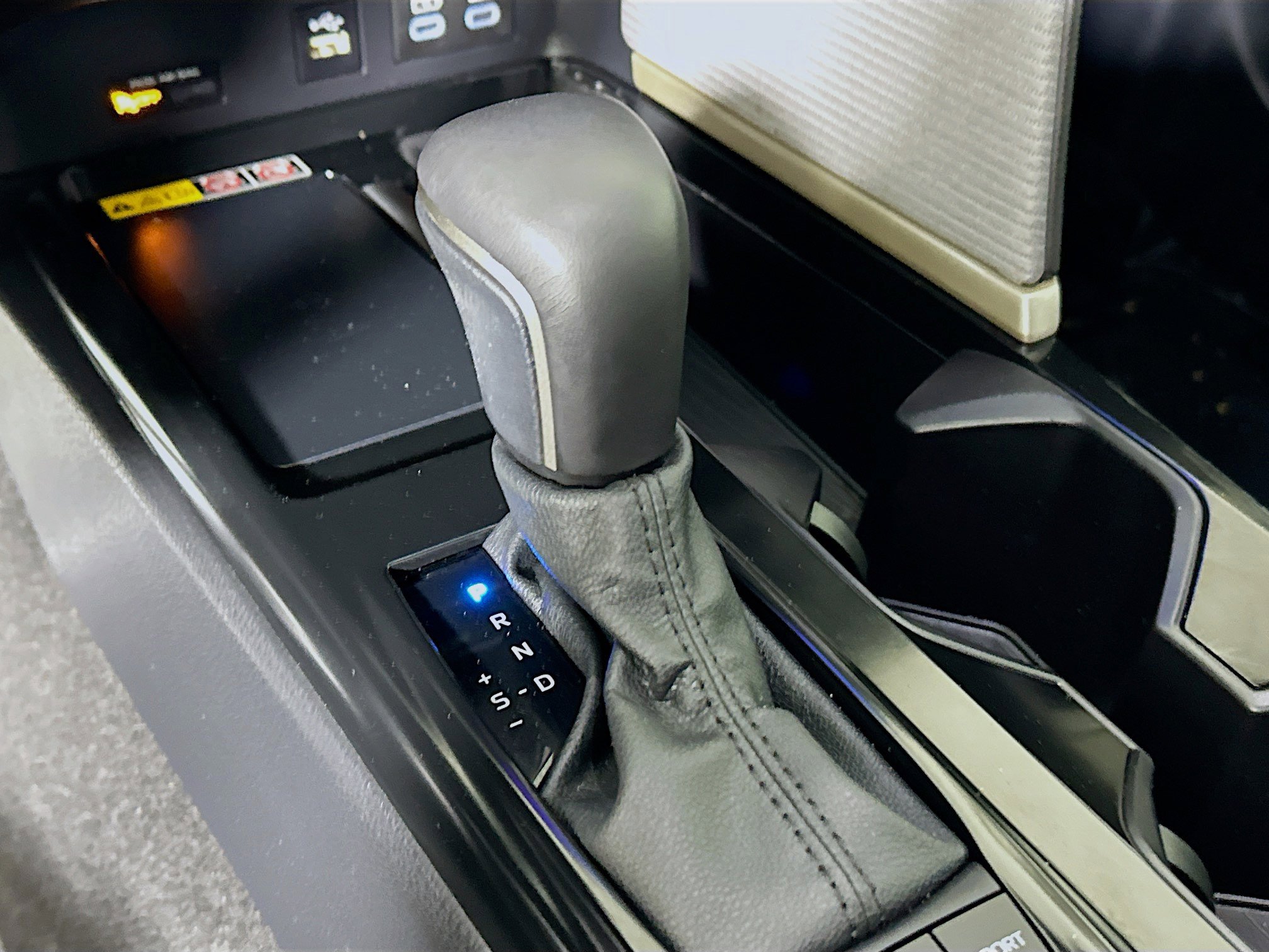 Certified 2025 Toyota Camry SE w/ Convenience Package image 21