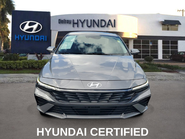 Used 2025 Hyundai Elantra SEL FWD image 2