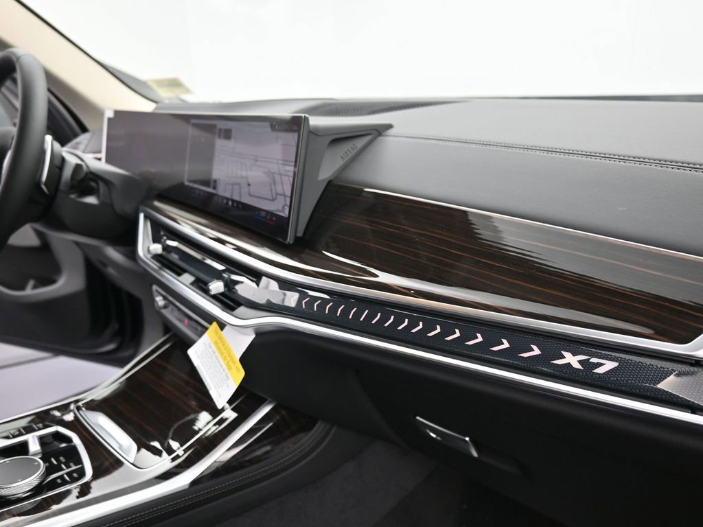 New 2026 BMW X7 xDrive40i w/ Premium Package image 22