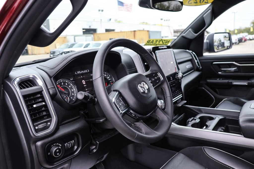 Used 2025 RAM 1500 Laramie image 30