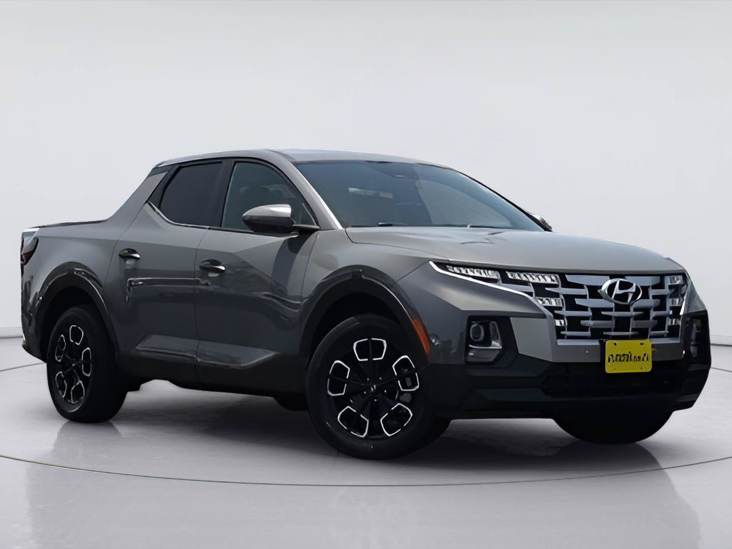 Used 2022 Hyundai Santa Cruz SEL w/ Cargo Package AWD/4WD image 2