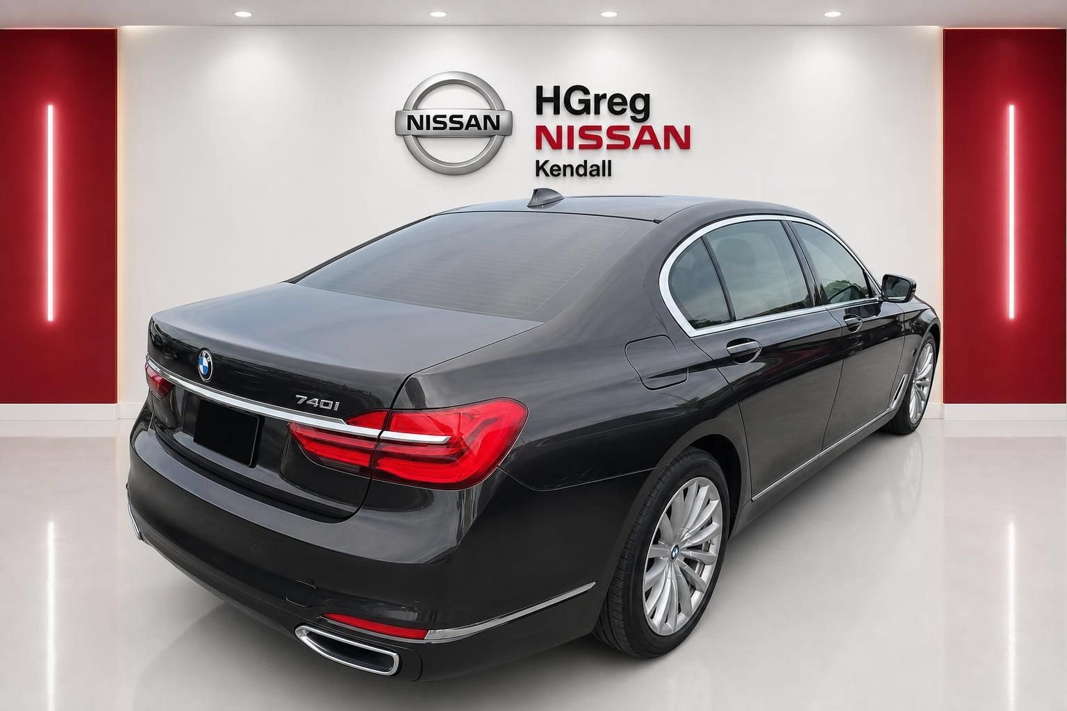 Used 2018 BMW 740i RWD image 4
