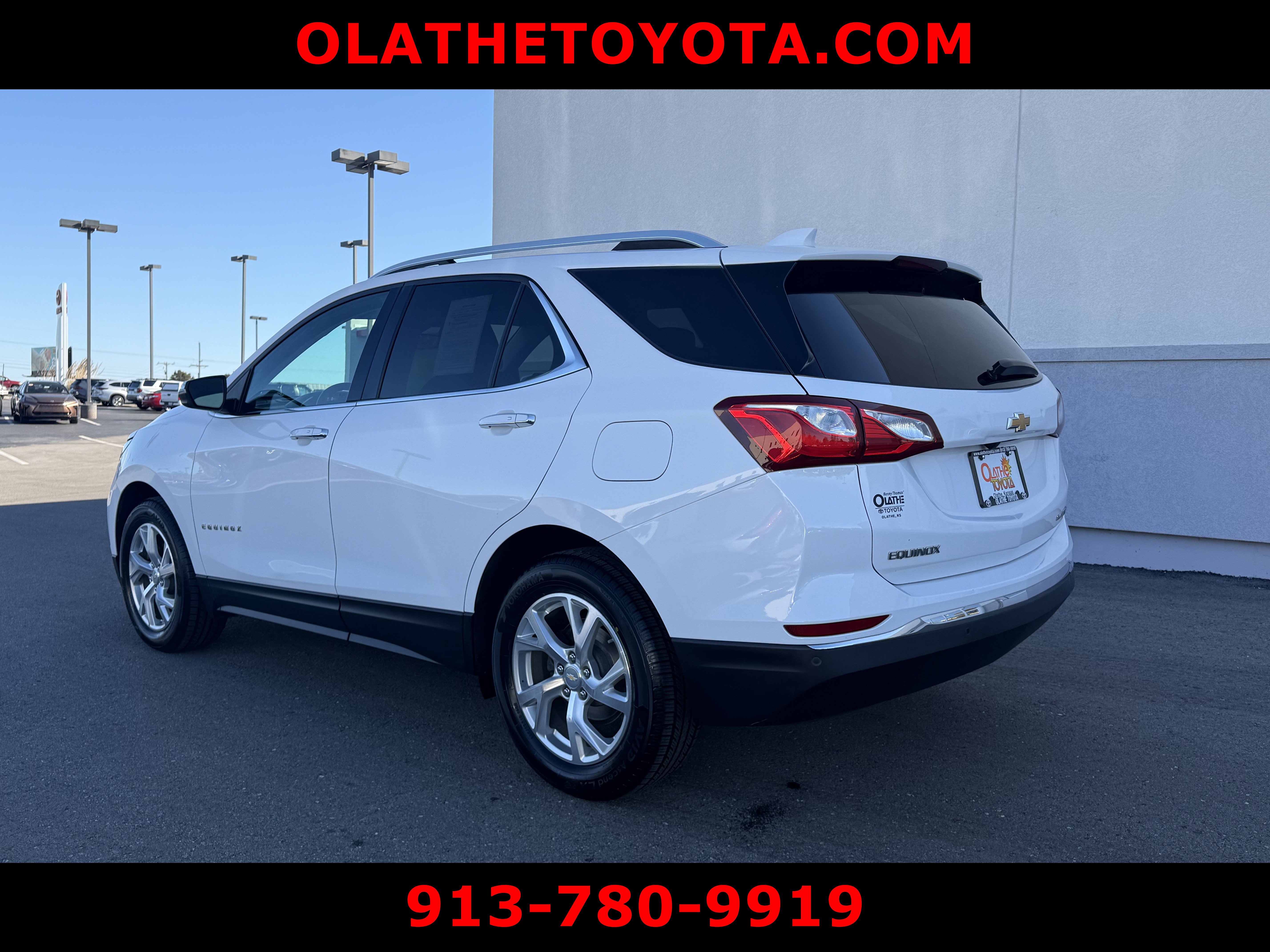 Used 2018 Chevrolet Equinox Premier image 3