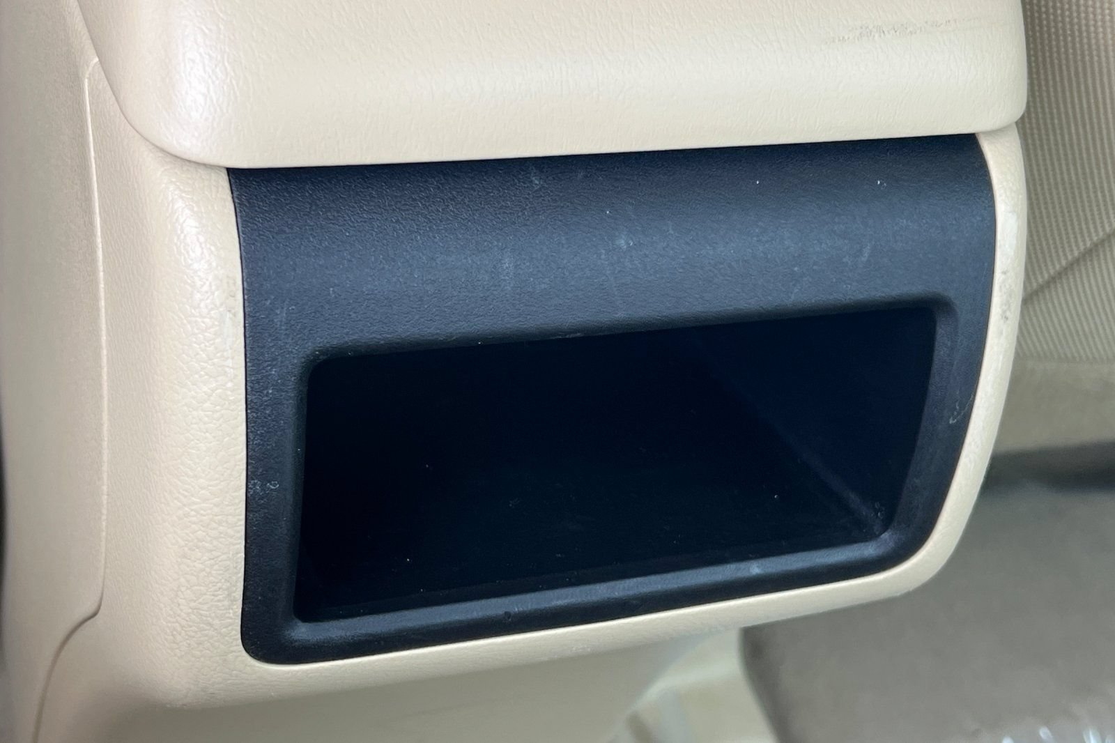 Used 2017 Toyota Camry LE FWD image 14