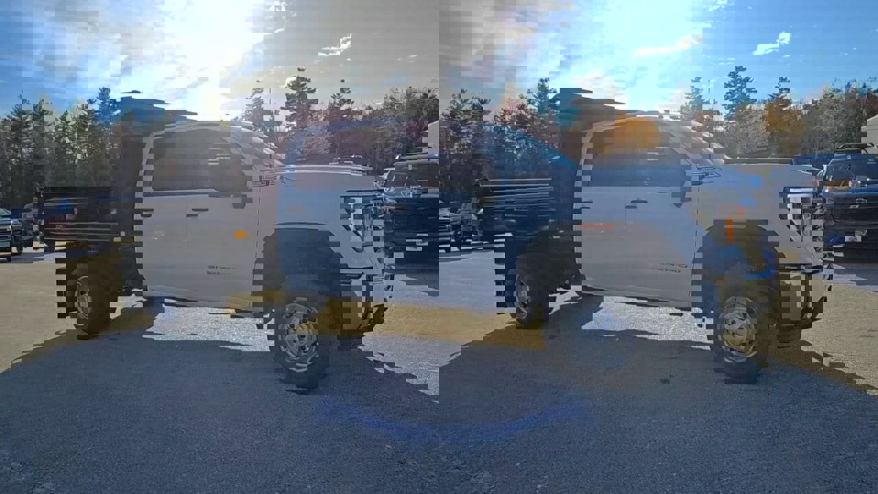 New 2025 GMC Sierra 3500 Pro w/ Convenience Package image 38