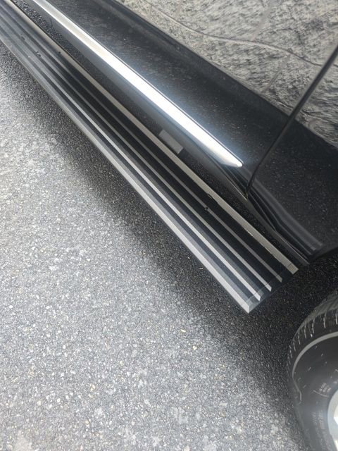 Used 2024 GMC Yukon XL Denali w/ Advanced Technology Package image 25