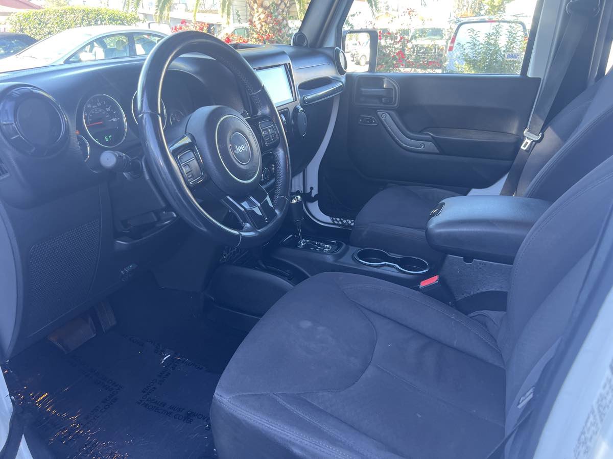 Used 2013 Jeep Wrangler Unlimited Sport image 9