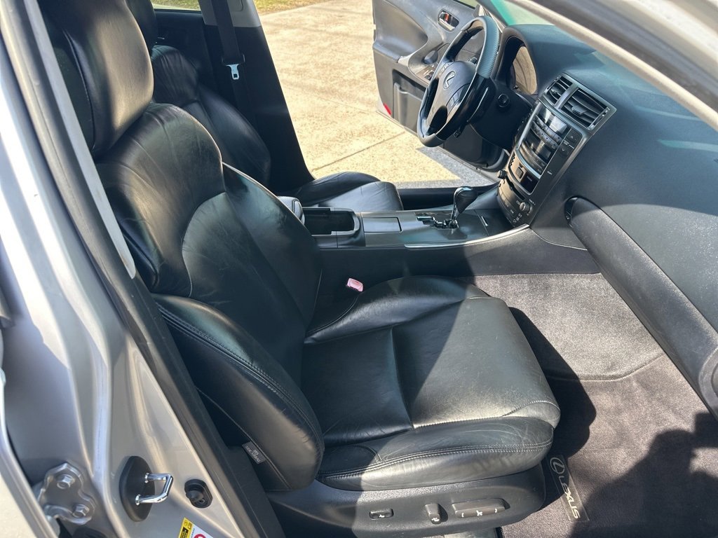 Used 2008 Lexus IS 250 image 10