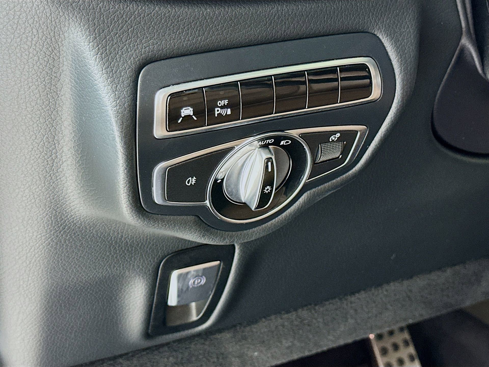 Used 2020 Mercedes-Benz G 550 image 11