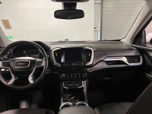 Used 2024 GMC Terrain SLE image 20