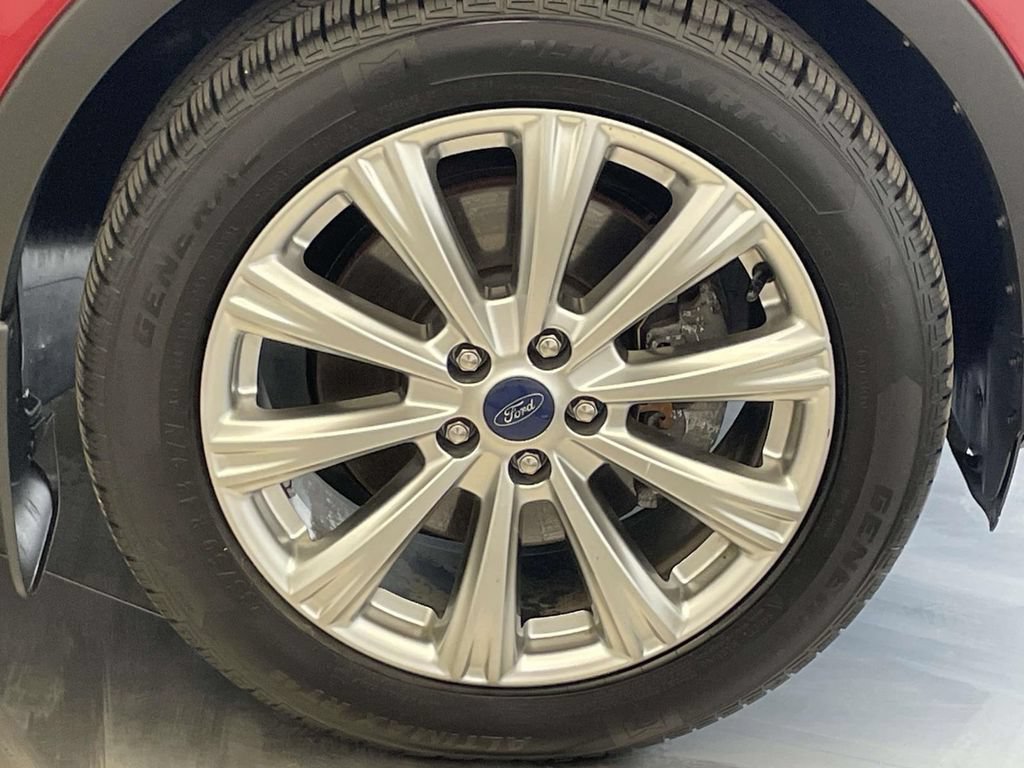 Used 2017 Ford Escape Titanium AWD/4WD image 14