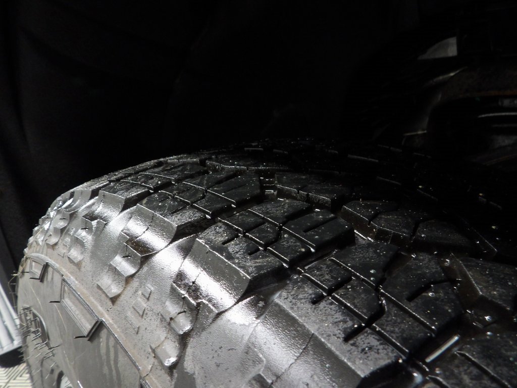 Used 2025 GMC Sierra 1500 AT4 w/ Technology Package image 7