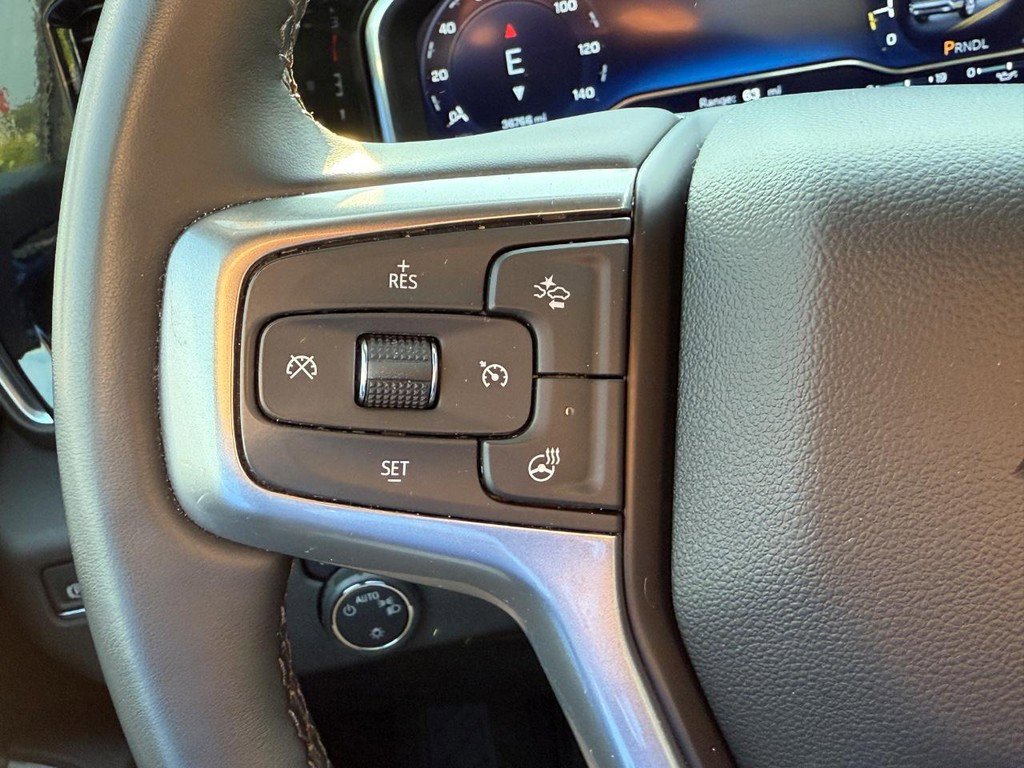 Used 2025 Chevrolet Silverado 1500 LT image 17