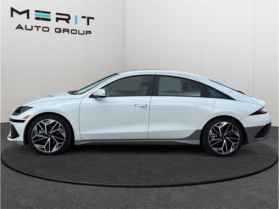 Used 2023 Hyundai Ioniq 6 SEL AWD image 5