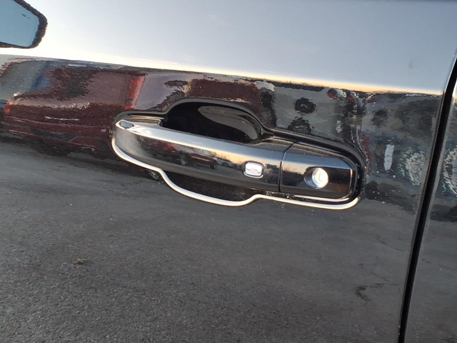 Used 2024 Chevrolet Silverado 1500 High Country w/ Midnight Edition image 15