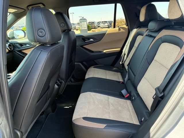 Used 2026 Chevrolet Equinox ACTIV AWD/4WD image 12