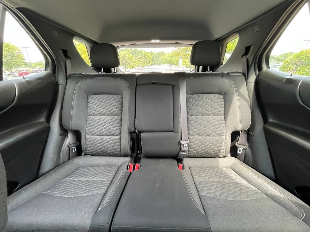 Used 2018 Chevrolet Equinox LT FWD image 30