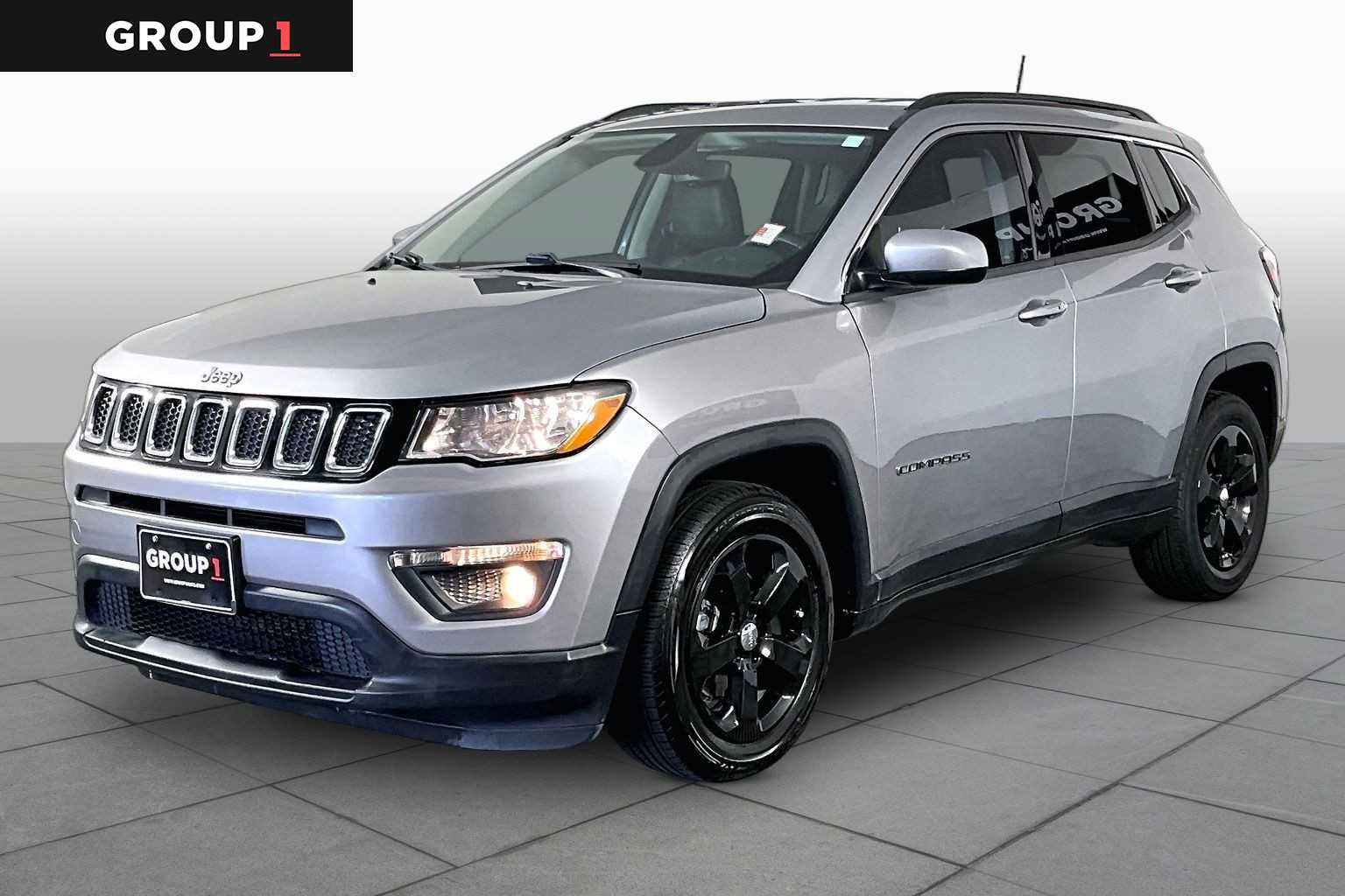 Used 2021 Jeep Compass Latitude FWD image 1