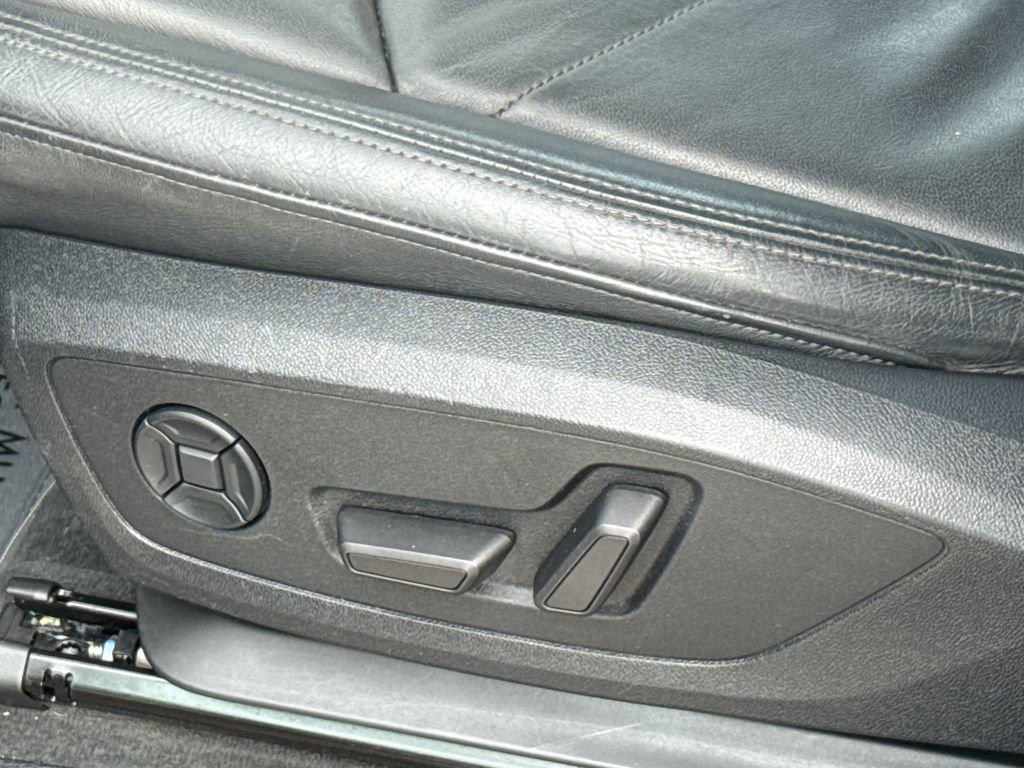 Used 2020 Audi Q3 2.0T Premium image 23