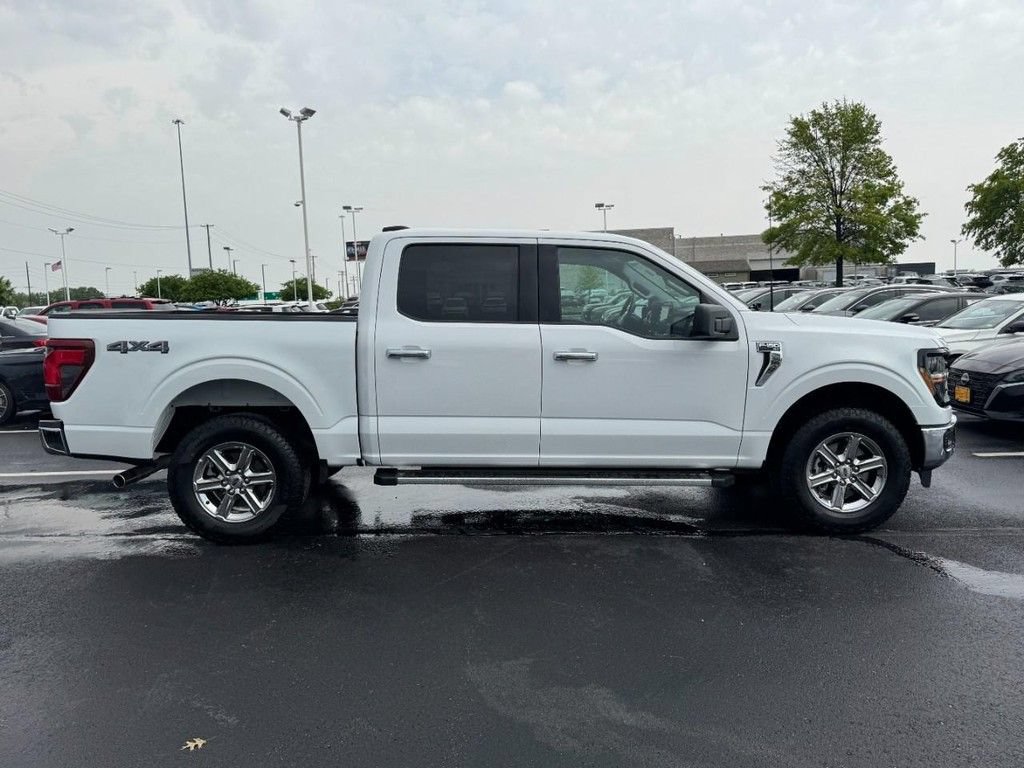Used 2025 Ford F150 XLT w/ Equipment Group 301A Standard AWD/4WD image 2