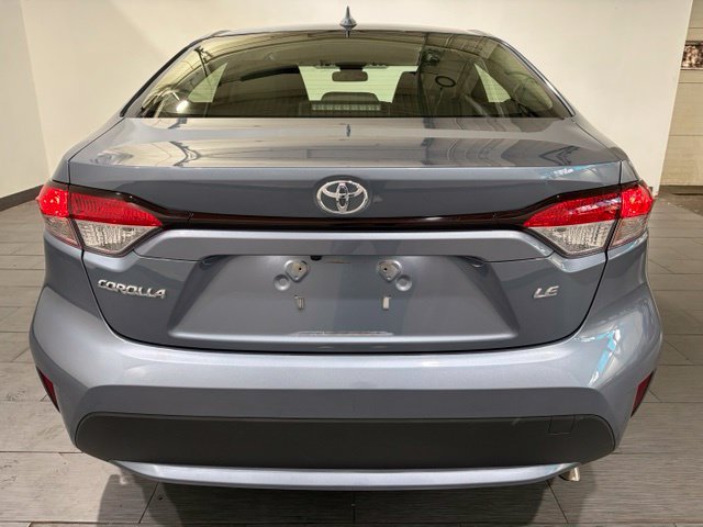 Used 2021 Toyota Corolla LE FWD image 4