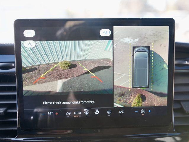 Used 2023 Ford Transit 350 XLT image 17