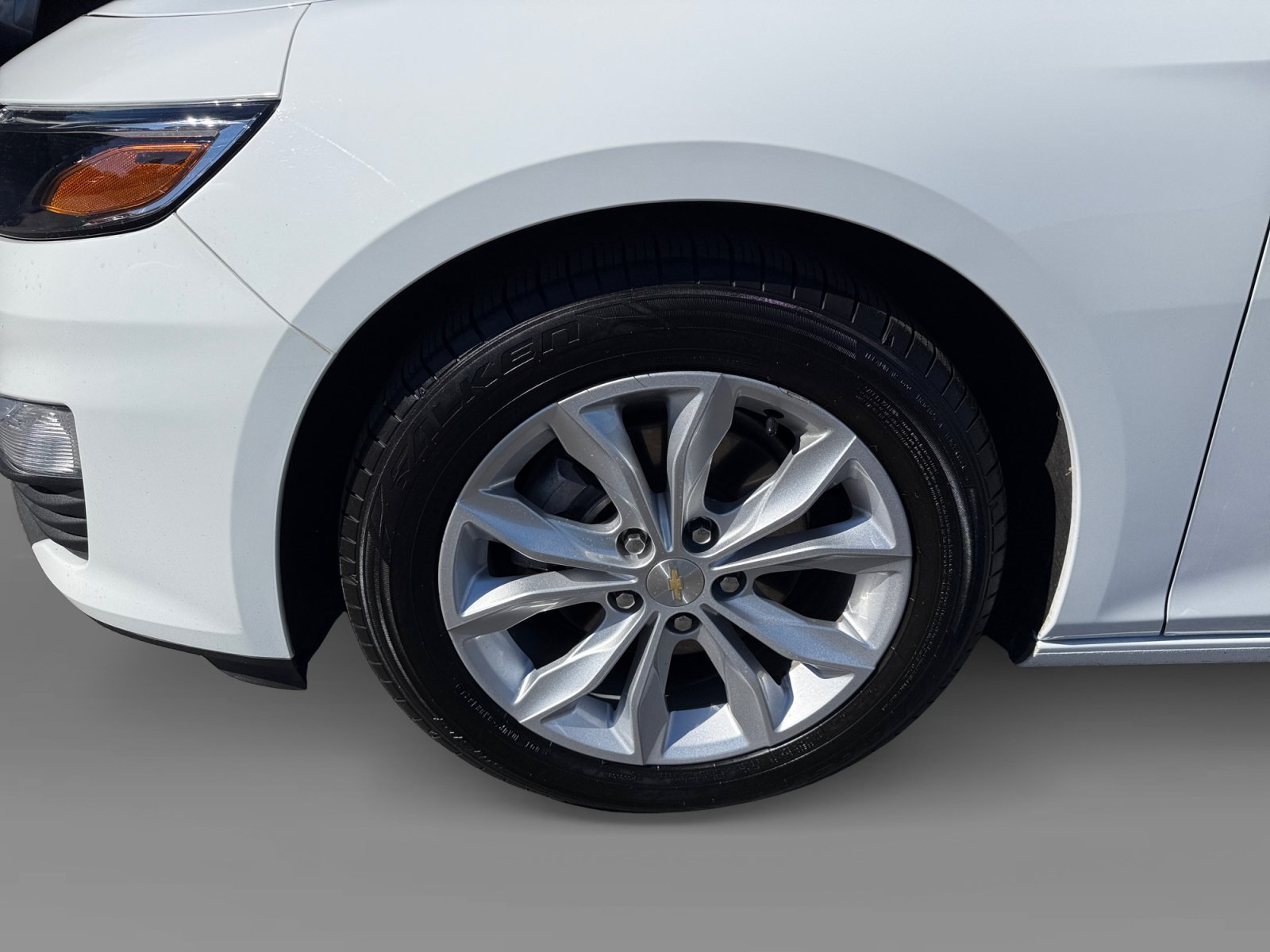 Used 2022 Chevrolet Malibu LT FWD image 9