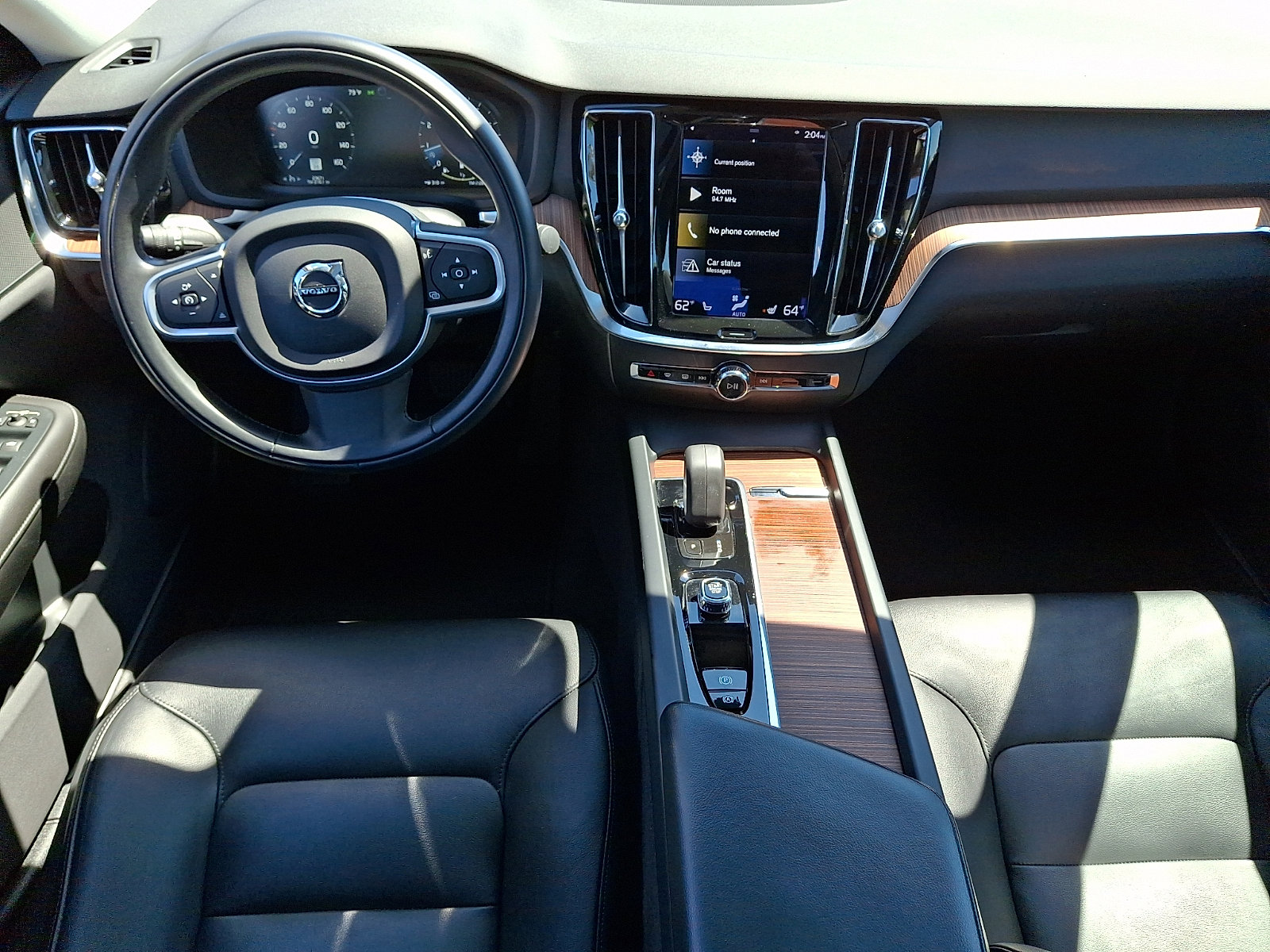 Used 2022 Volvo S60 B5 Momentum w/ Premium Package AWD/4WD image 15