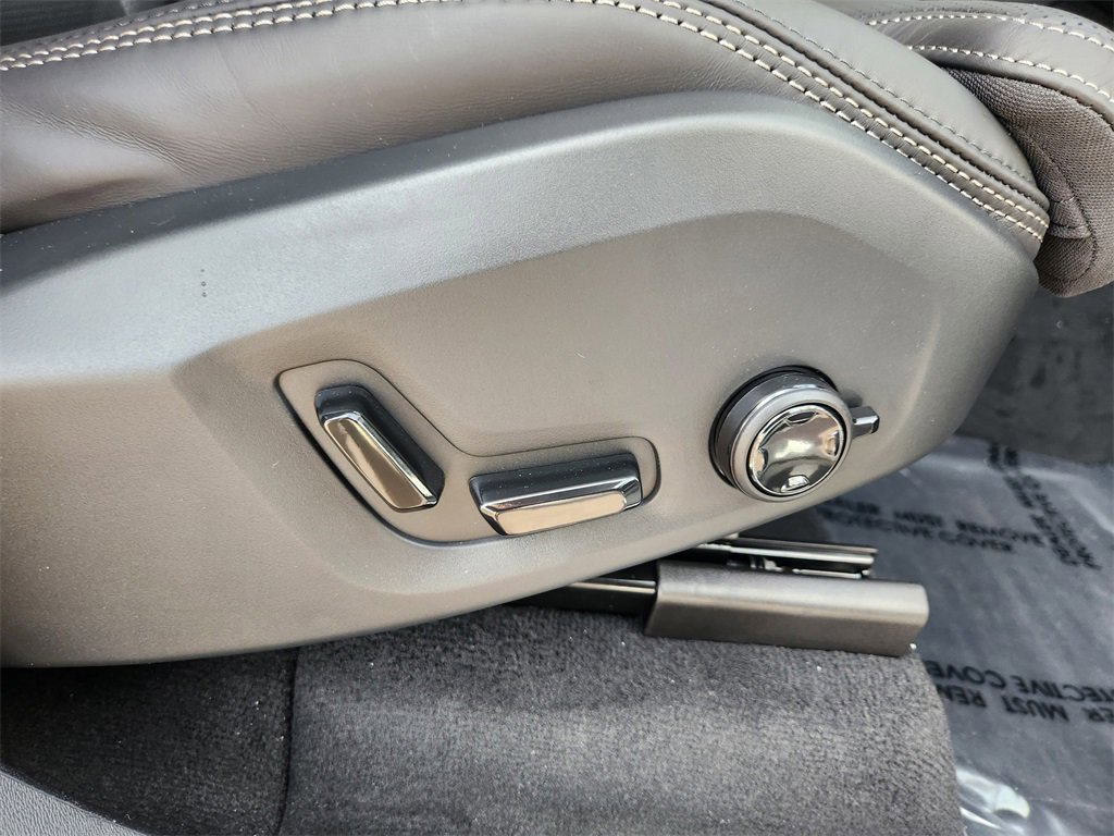 New 2026 Volvo XC90 T8 Ultra image 20