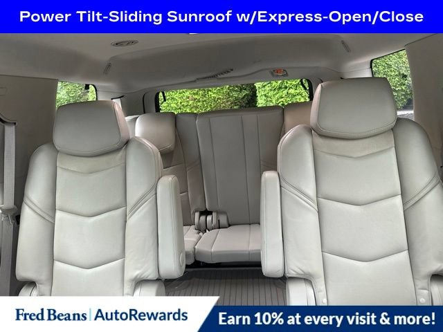 Used 2019 Cadillac Escalade Premium Luxury AWD/4WD image 9