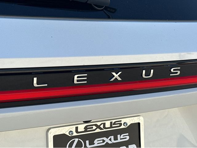 New 2026 Lexus TX 500h AWD image 44